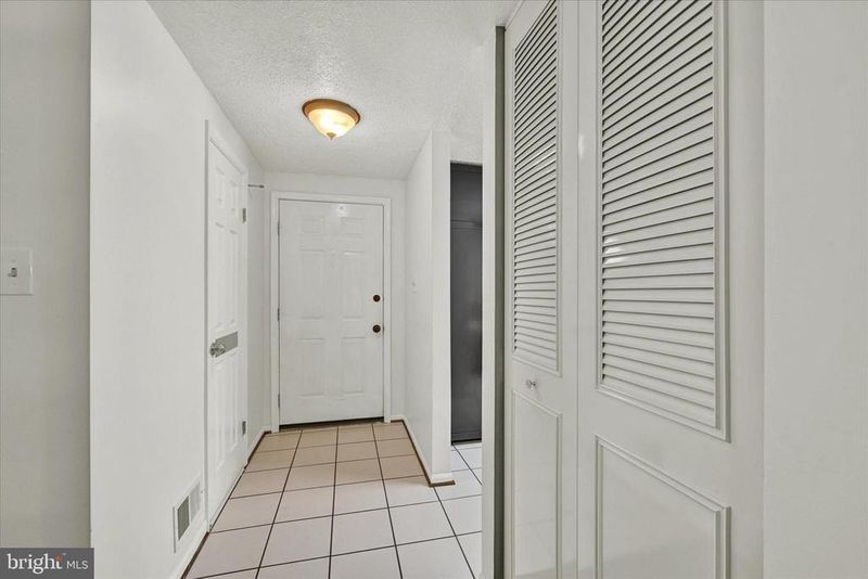 10843 Olde Woods Way, Columbia, MD 21044