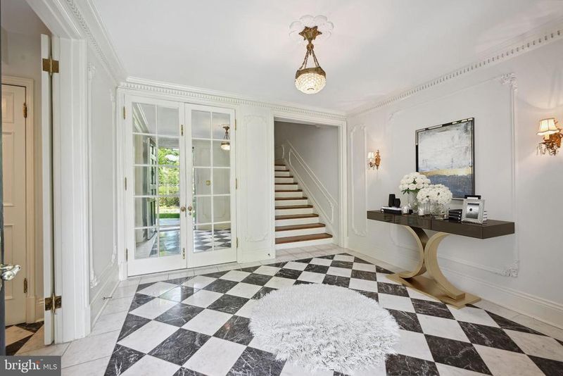 2204 Wyoming Ave NW, Washington, DC 20008