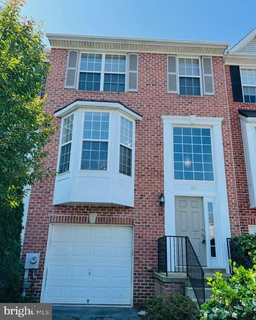 242 Timber View Ct, Frederick, MD 21702