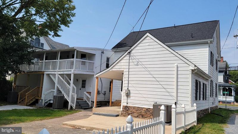 2 Main St, Woodsboro, MD 21798