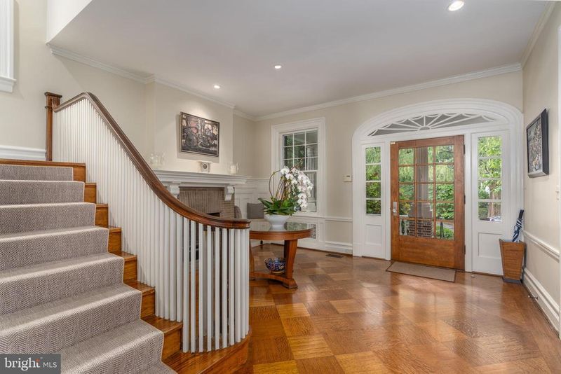 2272 Cathedral Ave NW, Washington, DC 20008