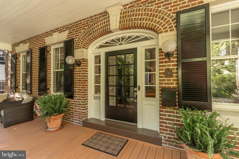 2272 Cathedral Ave NW, Washington, DC 20008