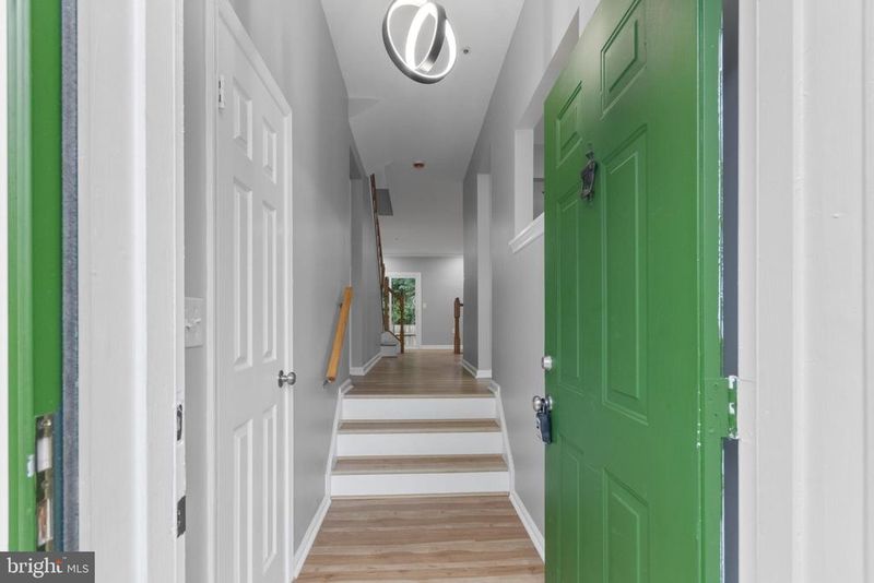 13035 Silver Maple Ct, Bowie, MD 20715