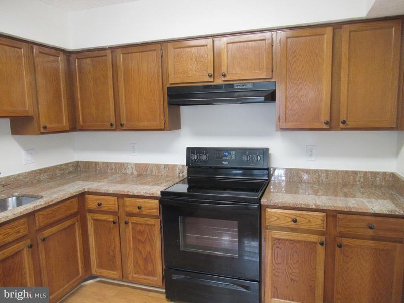 5707 Independence Cir, Alexandria, VA 22312