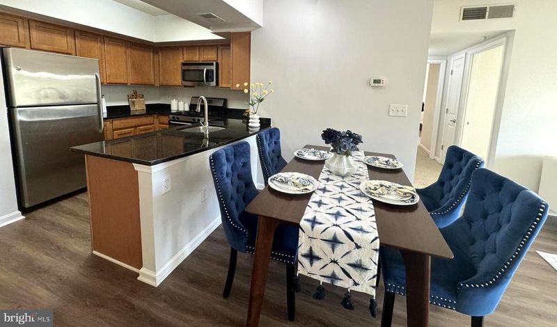 7915 Eastern Ave #408, Silver Spring, MD 20910