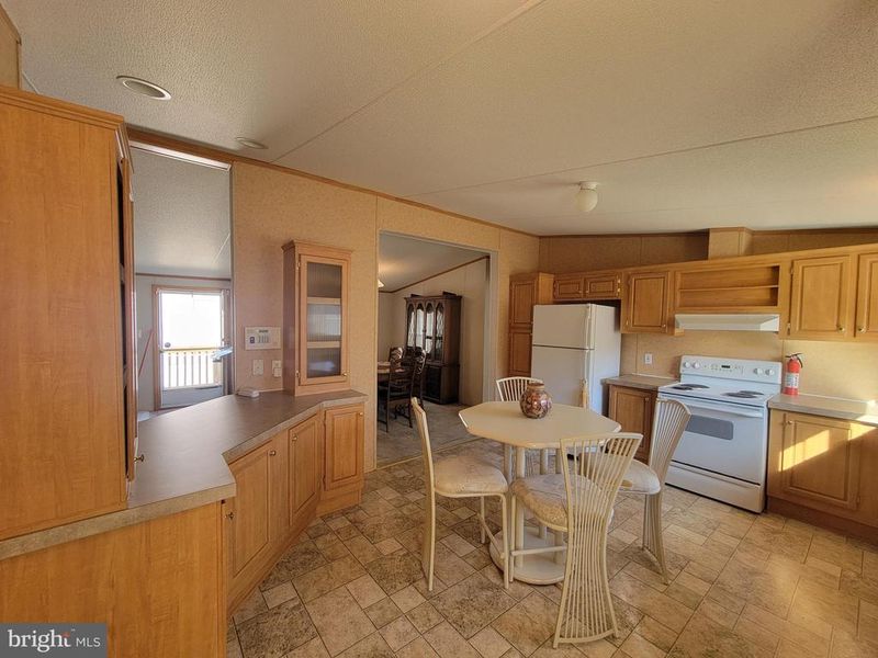 77 Chesapeake Mobile Ct, Hanover, MD 21076