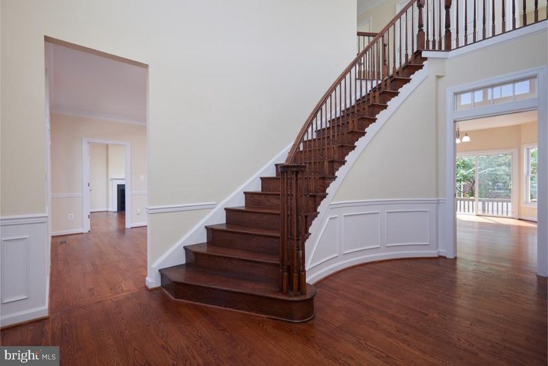 2516 1st Rd S, Arlington, VA 22204