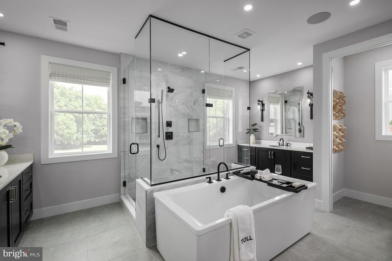 848 N Manchester St, Arlington, VA 22205