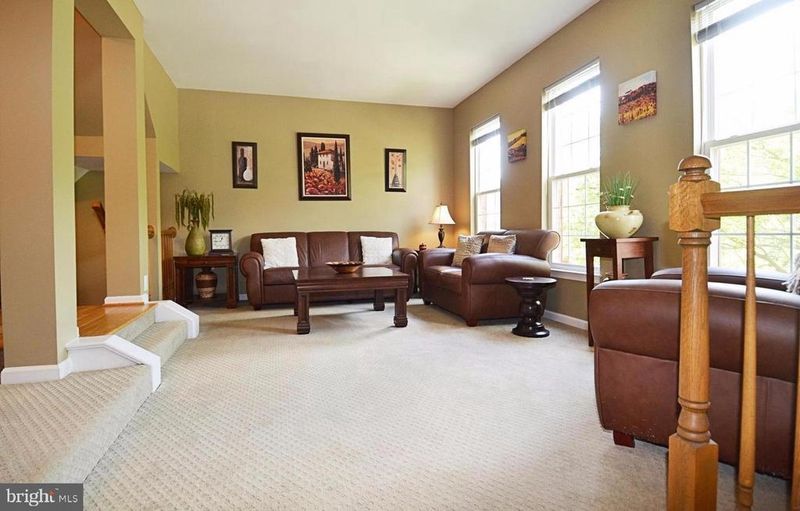 21168 Millwood Sq, Sterling, VA 20165