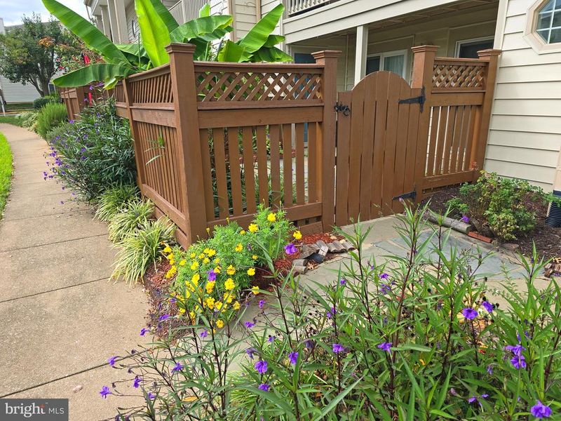 6088 Essex House Sq #6088A, Alexandria, VA 22310
