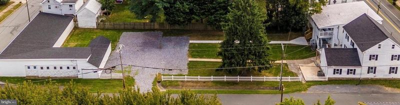 2 Main St, Woodsboro, MD 21798