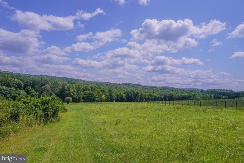 14015 Brown Rd, Smithsburg, MD 21783