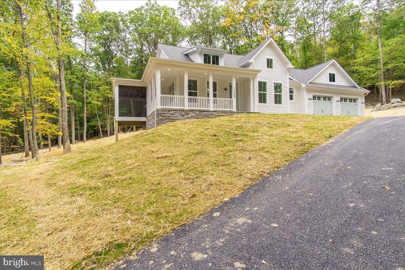 11309 Rum Springs Rd, Myersville, MD 21773