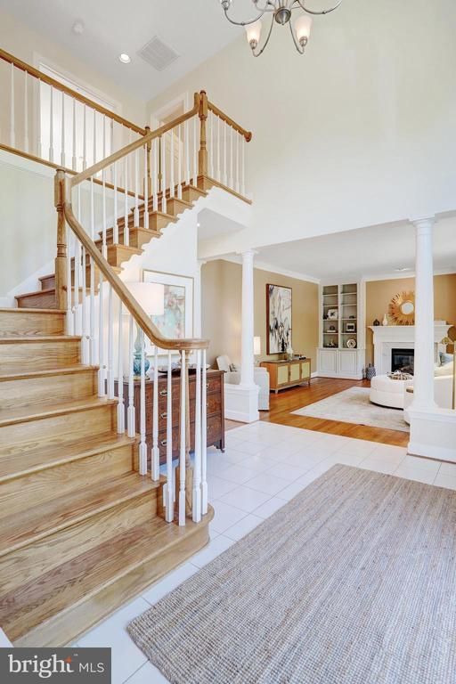 6028 4th St N, Arlington, VA 22203