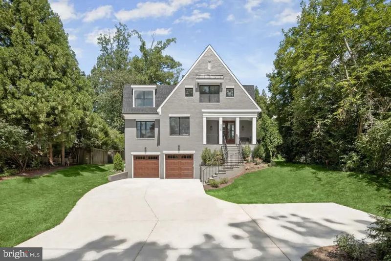 5505 Wilson Ln, Bethesda, MD 20814