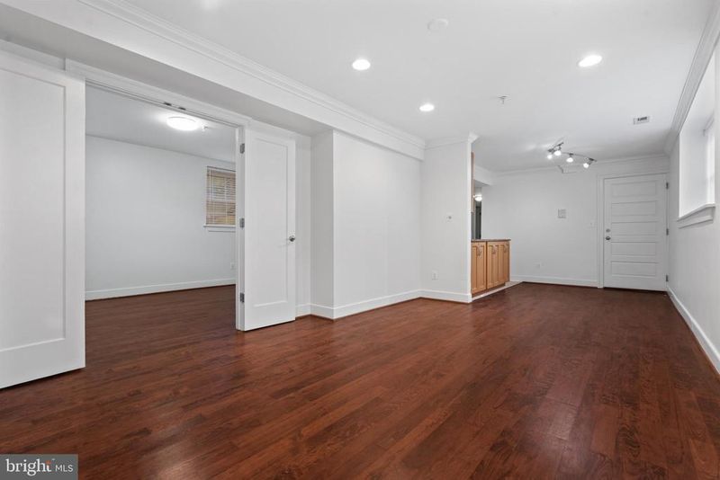 1400 Longfellow St NW #T1, Washington, DC 20011
