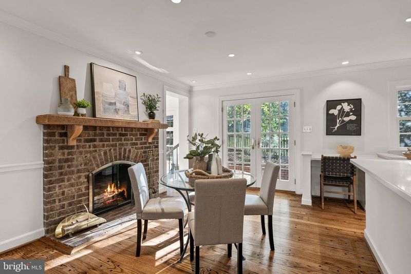 508 Richards Ln, Alexandria, VA 22302