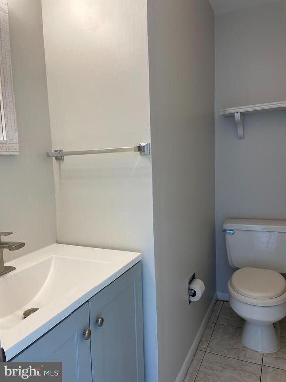 11517 Cherry Grove Dr, North Potomac, MD 20878