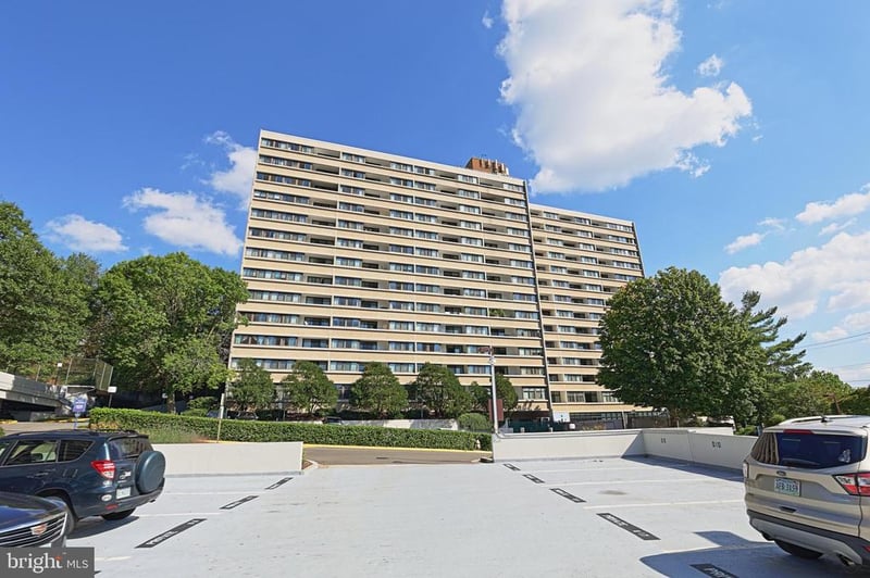 5911 Edsall Rd #614, Alexandria, VA 22304