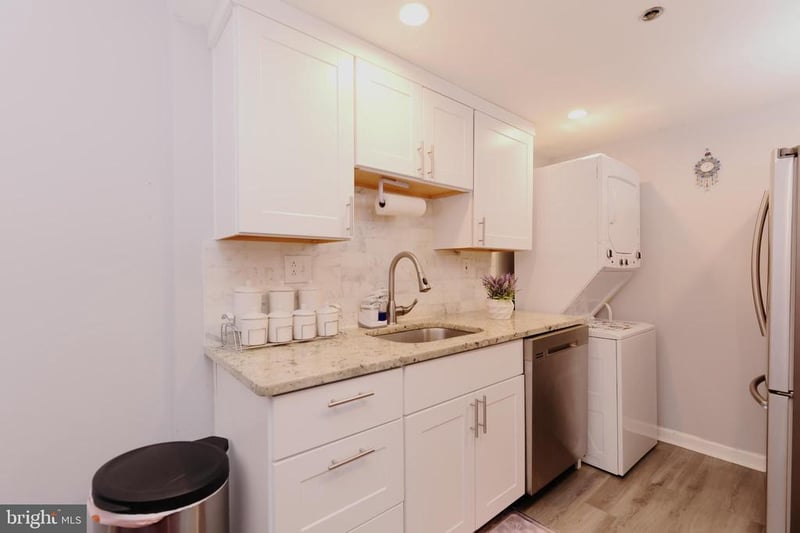 5911 Edsall Rd #614, Alexandria, VA 22304