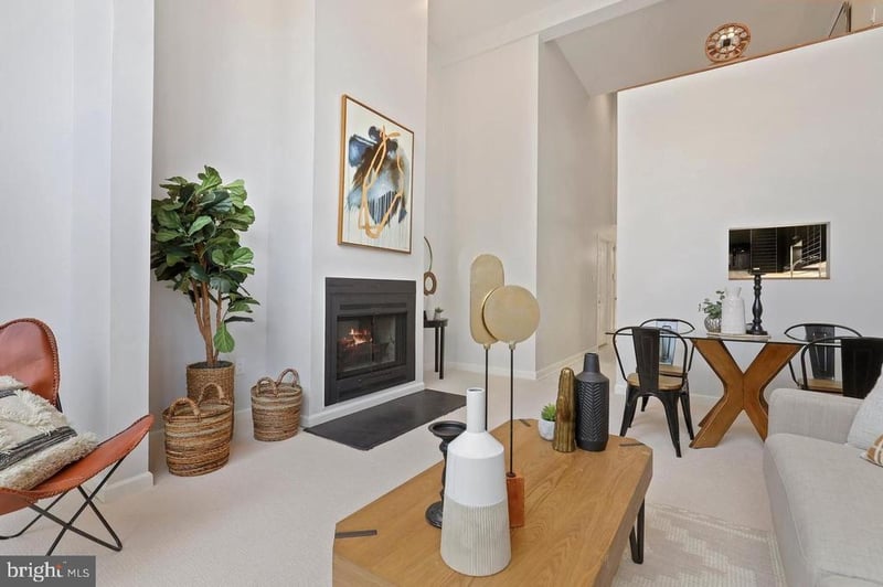 2519 I St NW #1, Washington, DC 20037
