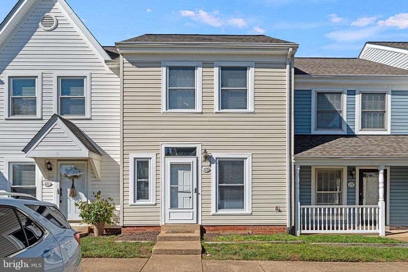 109 Madison Ct #6, Stafford, VA 22556
