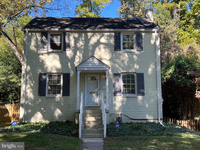 317 Williamsburg Dr, Silver Spring, MD 20901