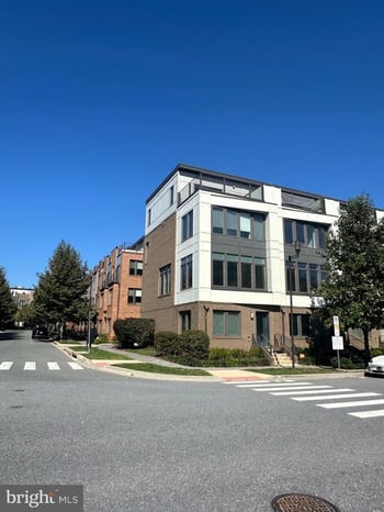 8051 Tribeca St, Rockville, MD 20855