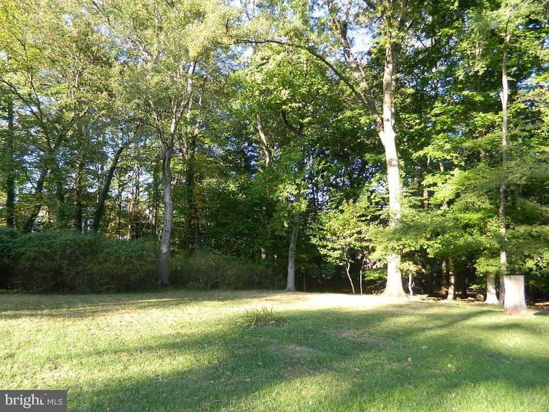 5879 Bonnie View Ln, Elkridge, MD 21075