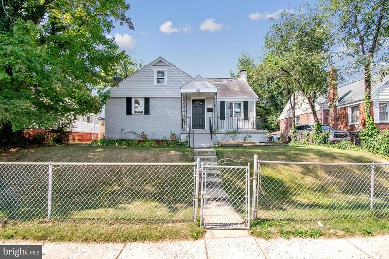 4704 68th Pl, Hyattsville, MD 20784
