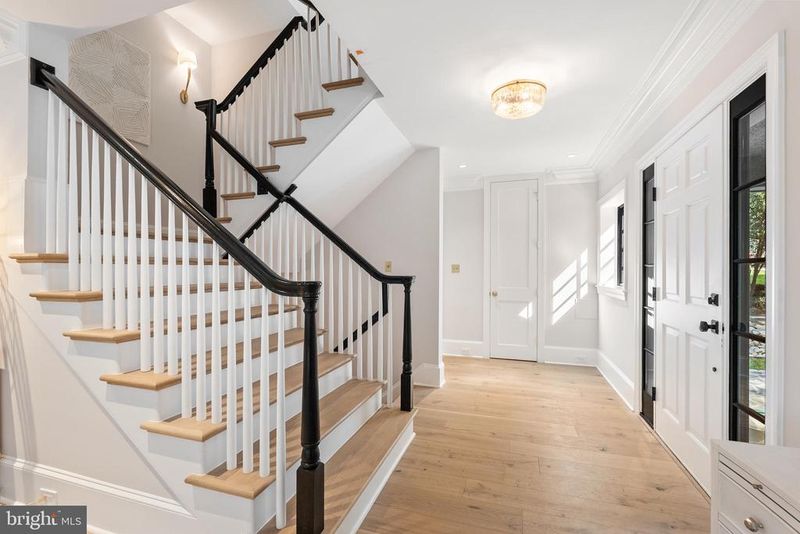 4949 Quebec St NW, Washington, DC 20016