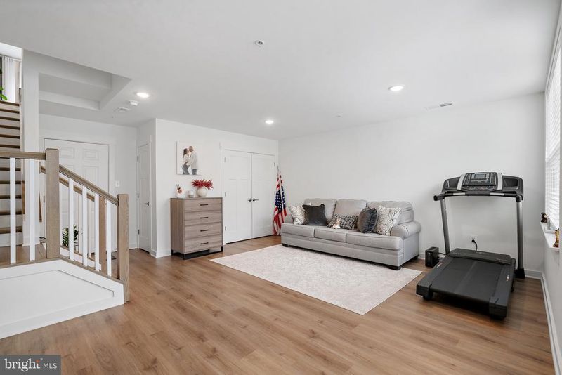 332 Furgeson Ln, Frederick, MD 21702