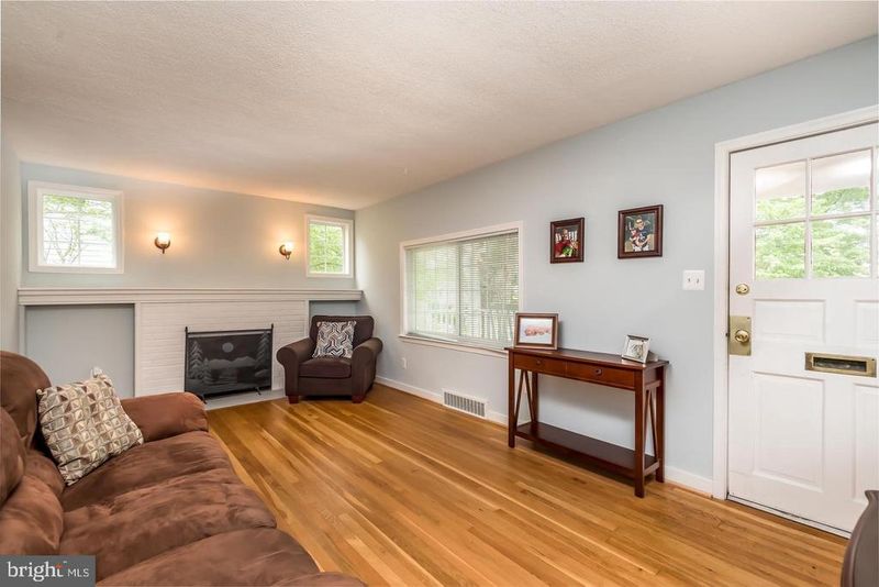 5106 25th Pl N, Arlington, VA 22207
