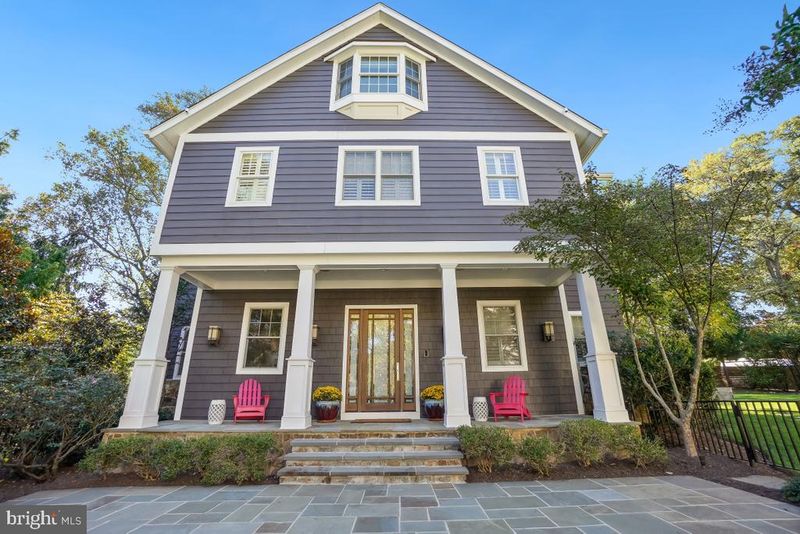 5920 Walhonding Rd, Bethesda, MD 20816