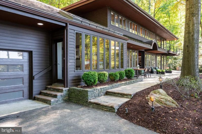 1311 Eva Gude Dr, Crownsville, MD 21032