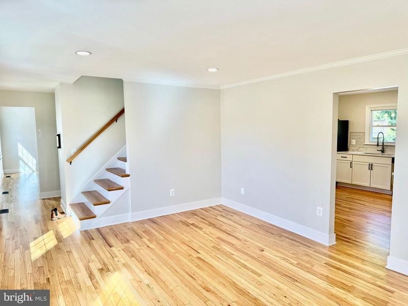 8990 Forestview Dr, Manassas, VA 20112