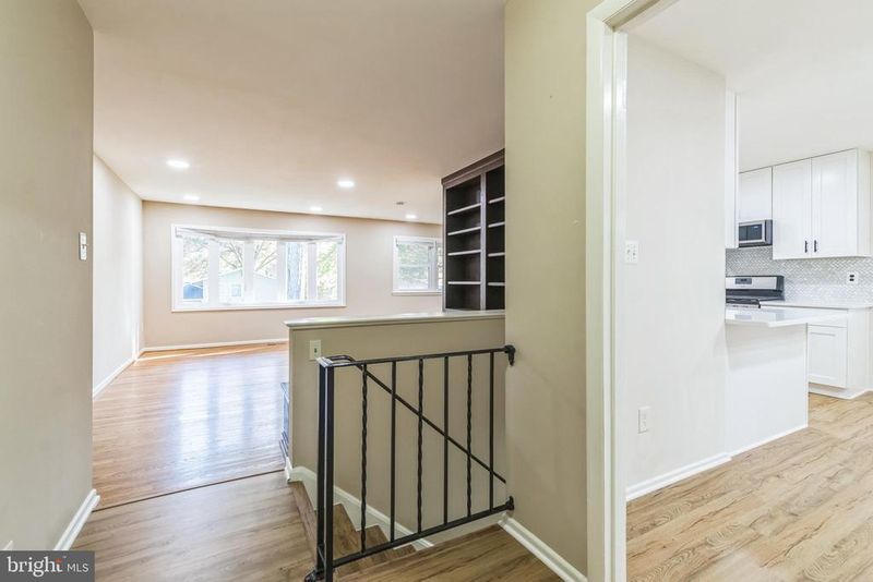 8309 Mcneil St, Vienna, VA 22180
