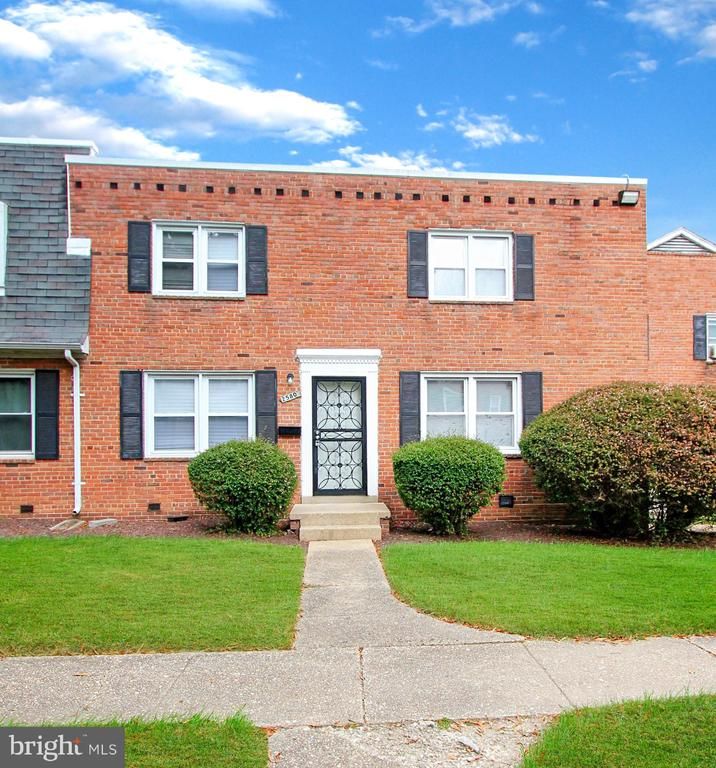 2580 Iverson St, Temple Hills, MD 20748