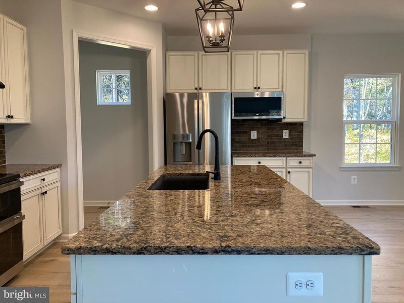 5708 Ridge Rd, Cascade, MD 21719