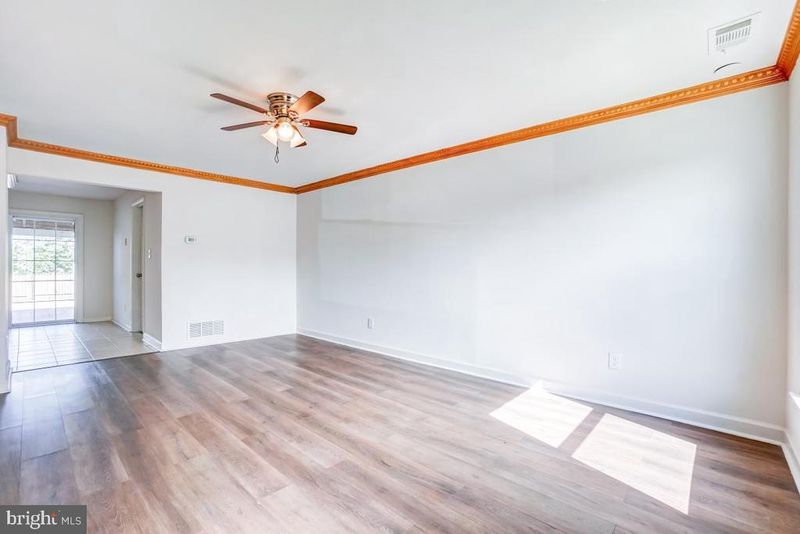 1111 Providence Ct, Frederick, MD 21703