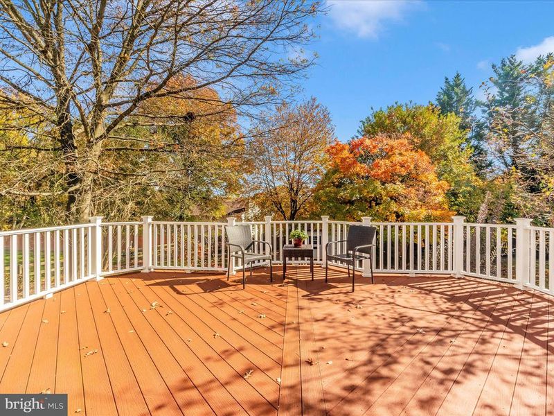 6001 Augustine Ave, Elkridge, MD 21075
