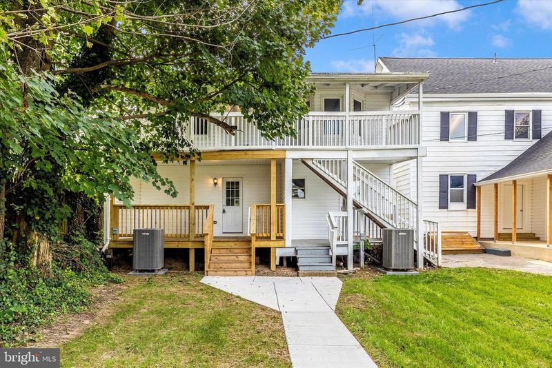 6 Main St, Woodsboro, MD 21798