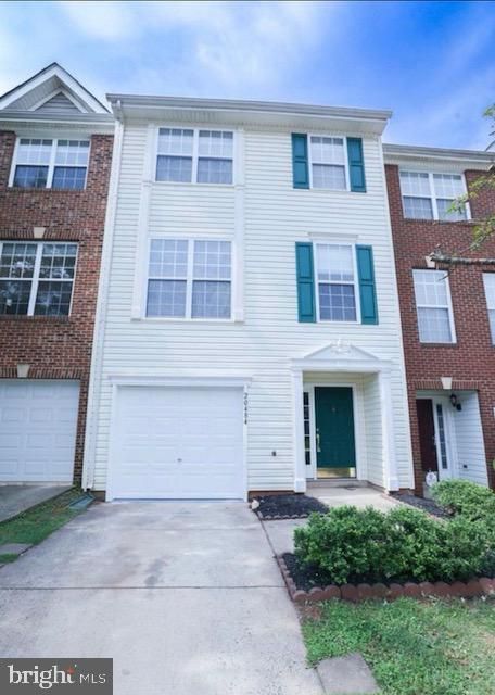 20484 Blue Heron Ter, Sterling, VA 20165