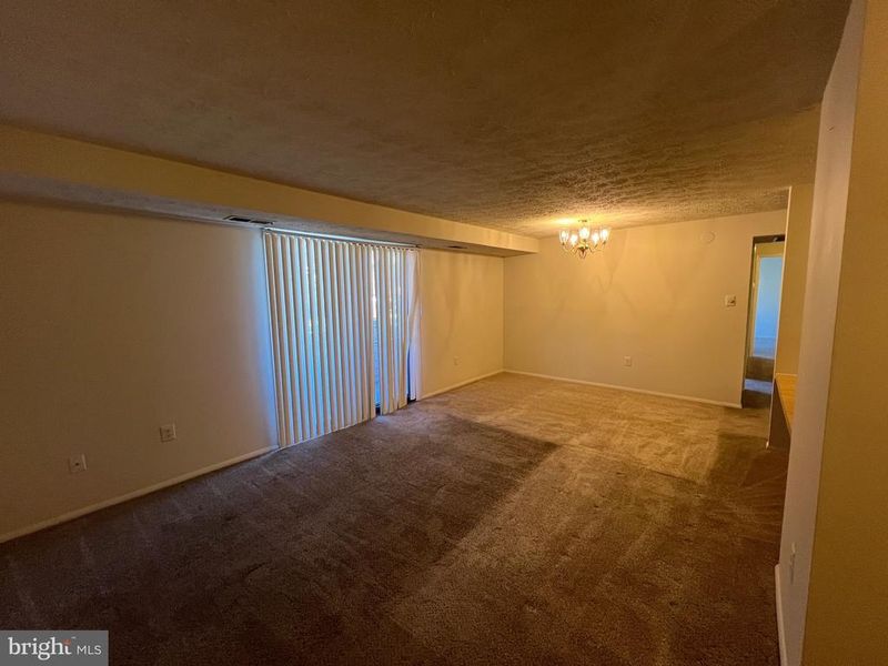 1001 Heather Ridge Dr #E, Frederick, MD 21702
