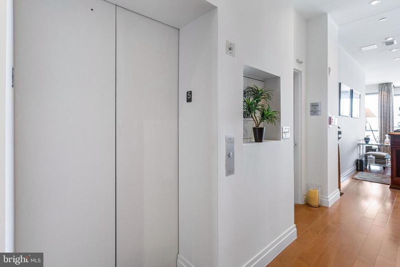 143 Waterfront St #502, National Harbor, MD 20745