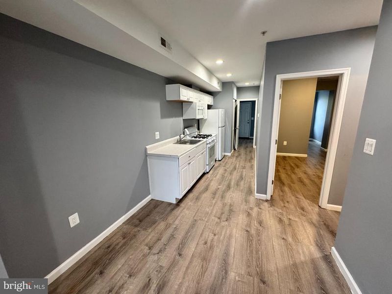 1712 R St SE #1, Washington, DC 20020