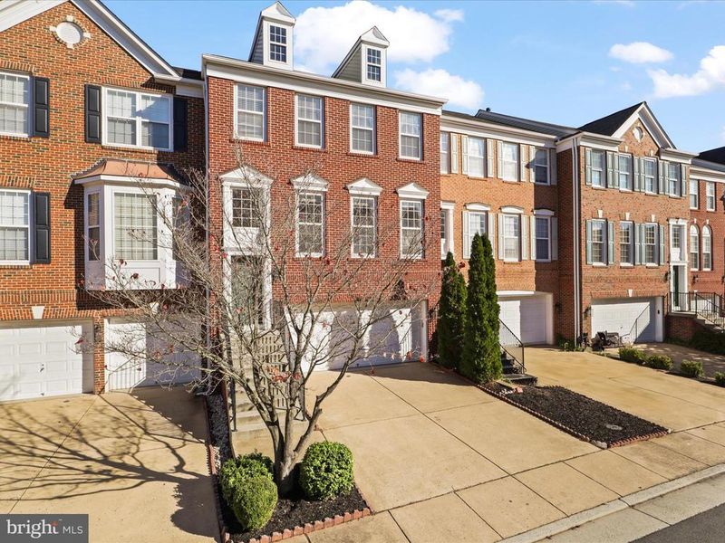 22698 Ashley Inn Ter, Ashburn, VA 20148