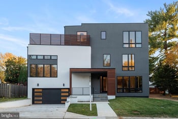 4902 Greenway Dr, Bethesda, MD 20816