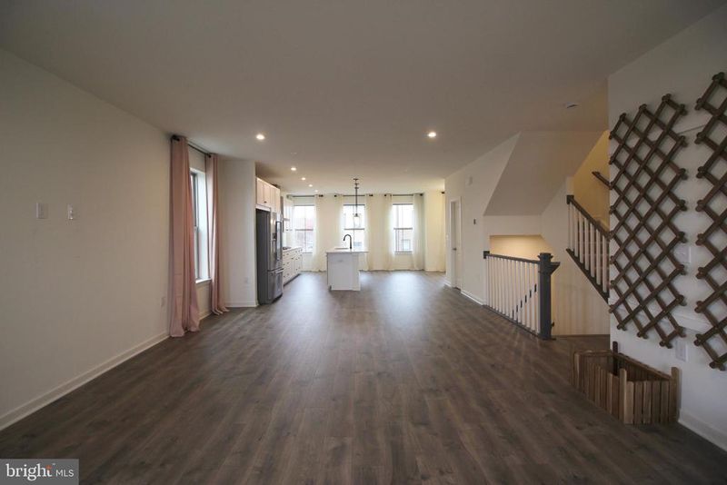 45942 Raven Ter, Sterling, VA 20165