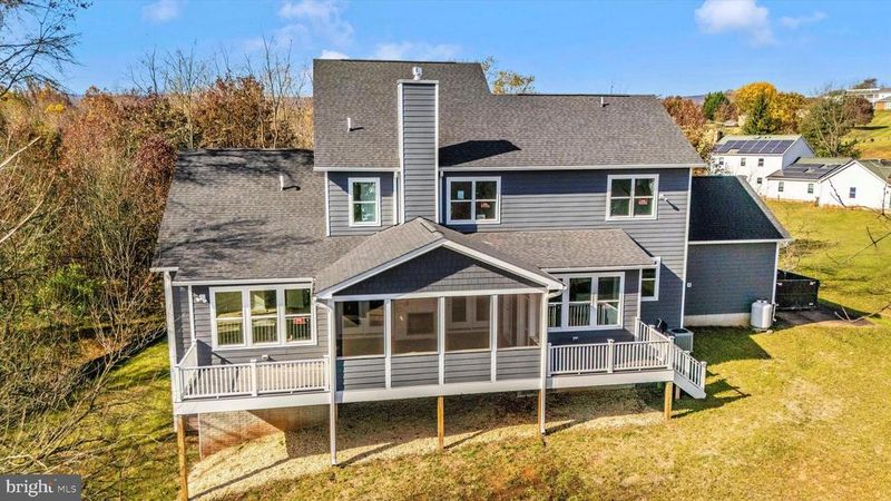 7172A Meadowbrooke Dr, Frederick, MD 21702